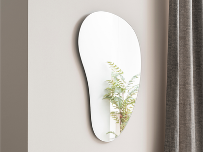 Asimetrik Çerçevesiz Duvar Aynası 85x58